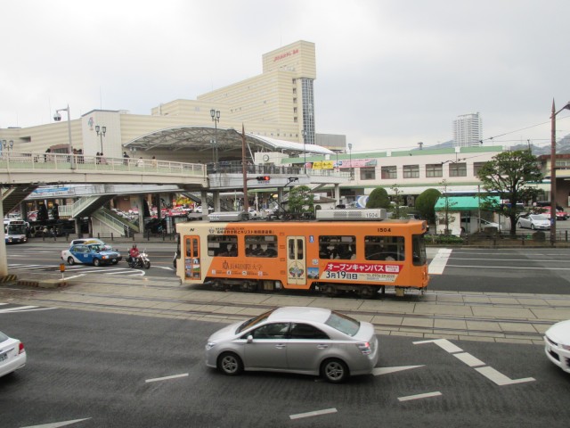 長崎駅前の路面電車
