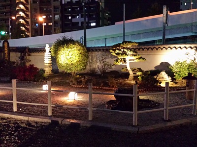 博多ライトアップウォークの正定寺の庭