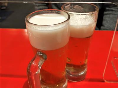 餃子屋弐ノ弐のハッピーアワーの生ビール